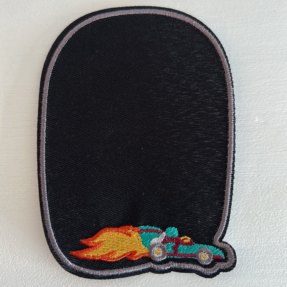 Space-Themed Embroidered Patches - Picture 9 of 10